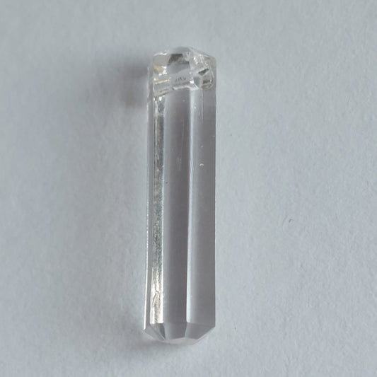 5534 Vintage Crystal Pillar Baguette Anhänger 17mm
