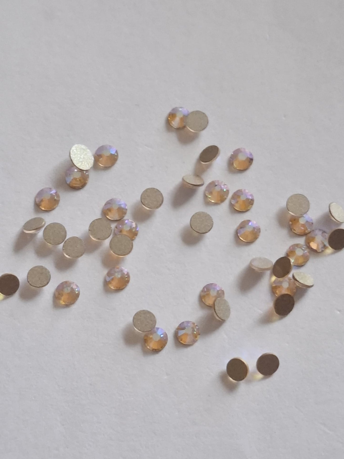Swarovski® Flatback Rund Silk Shimmer SS9