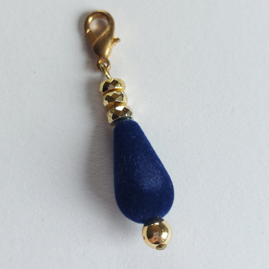 Samt Accessoire-Anhänger mit Swarovski Kristallen 56mm