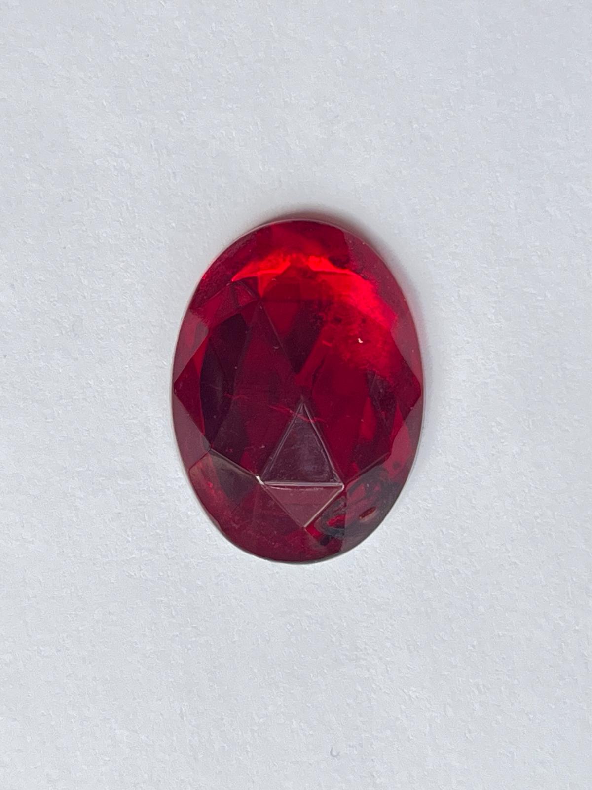 5811 Vintage Kunststoff Oval Crystal Cut Cabochon 25mm