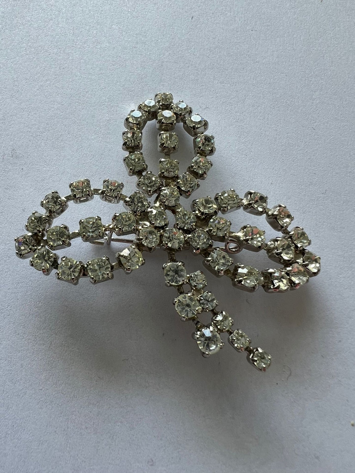 8557 Vintage Swarovski Kristallen Brosche 63mm