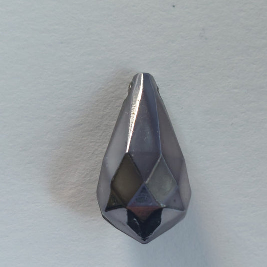 5508 Vintage Jet Hematite Classic Drop Anhänger 16mm