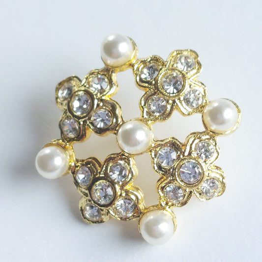 4057 Knopfe mit Swarovski Kristallen & Perlen 26mm