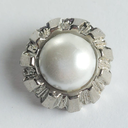 4058 Knopfe mit Swarovski Perlen 23mm