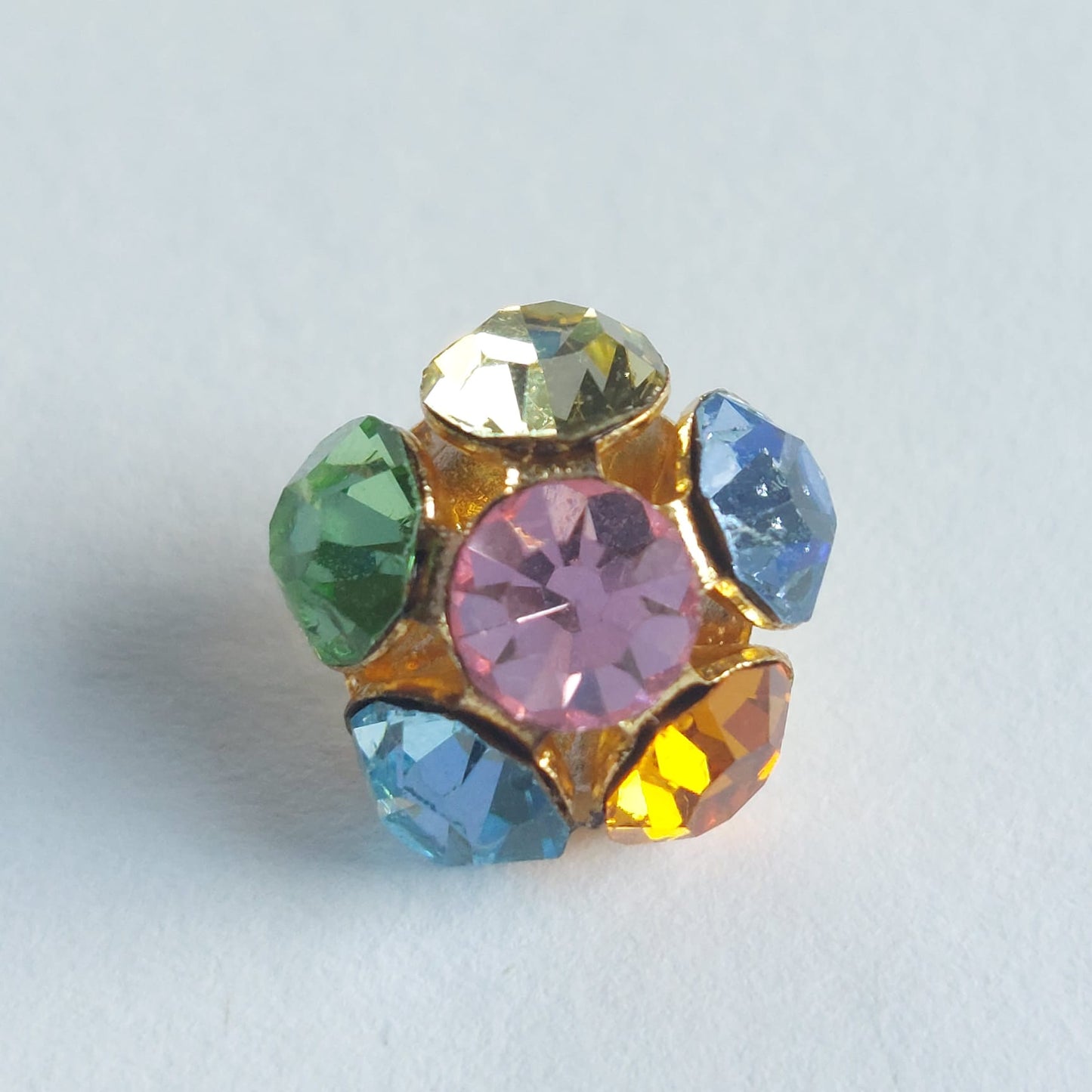 4036 Knopfe mit Swarovski Kristallen 12mm