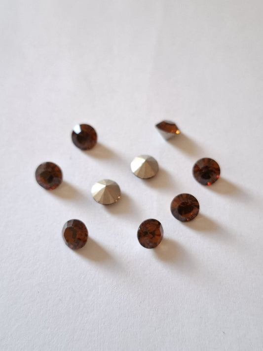 Swarovski® Chaton Vintage Smoked Topaz Gold Foiled SS29