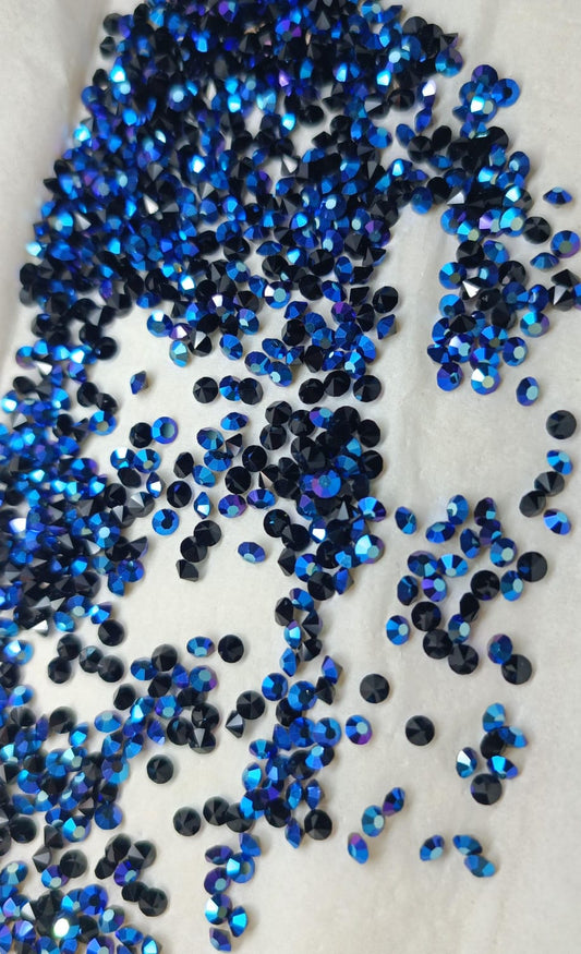 Swarovski® Chaton Vintage Jais Scarabee Blue Unfoiled PP24