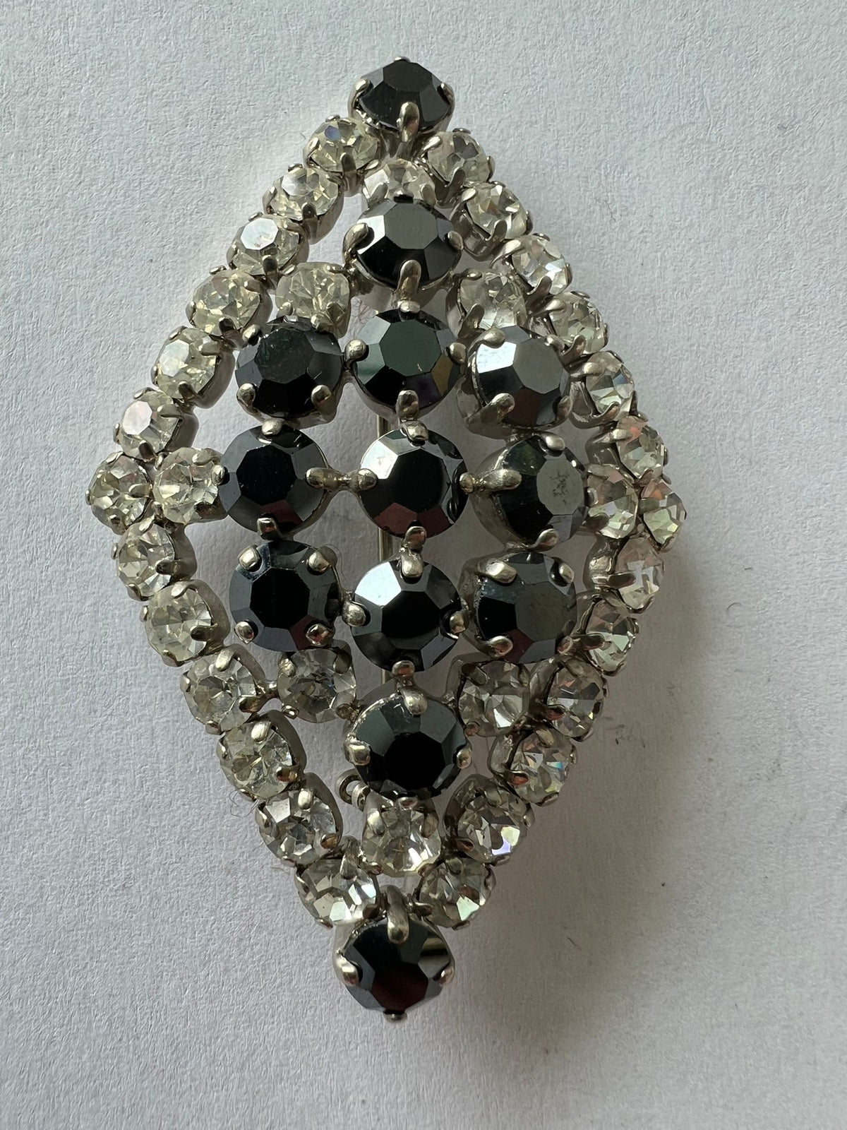 8541 Vintage Swarovski Kristallen Brosche 60mm
