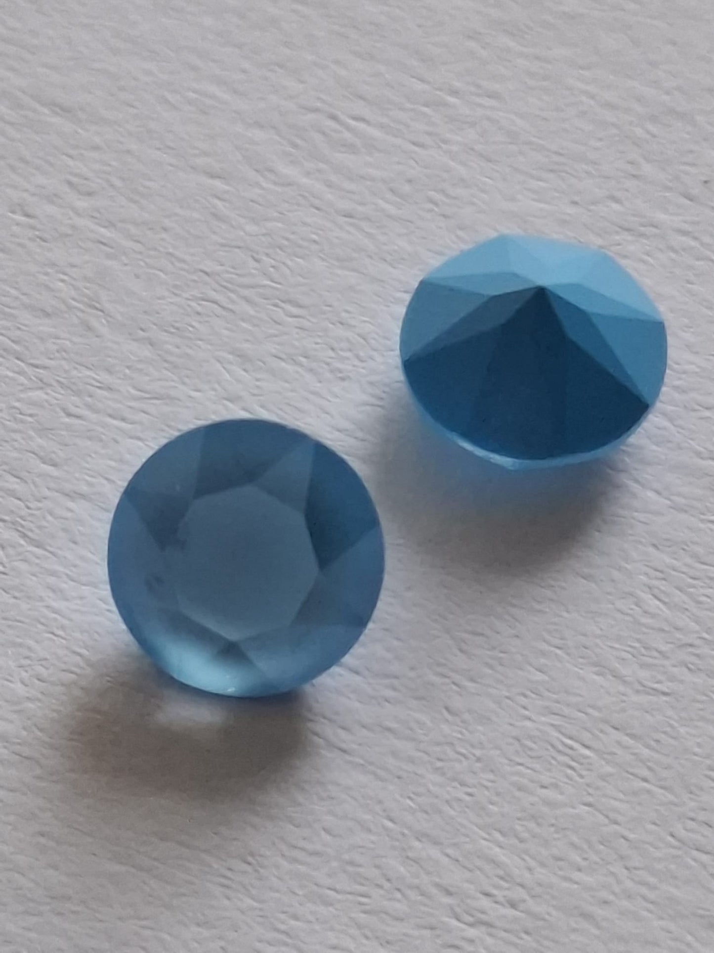 Swarovski® Chaton Summer Blue SS39