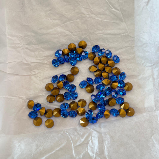 Swarovski® Chaton Vintage Sapphire Gold Foiled SS39