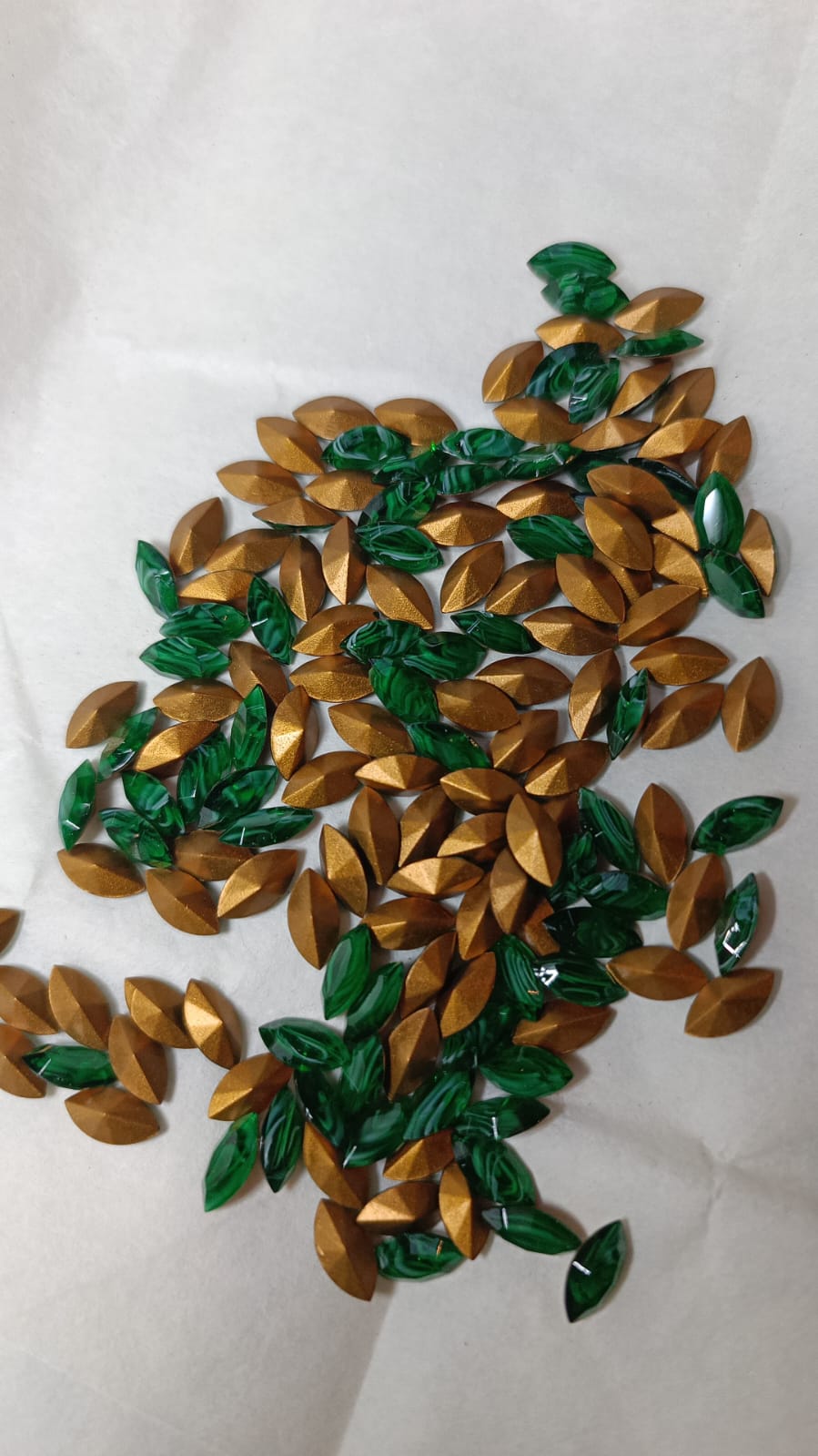 Swarovski® Fancy Vintage Navette Emerald Quartz Gold Foiled 10x5mm