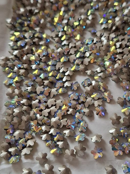 Swarovski® Fancy Crystal Flower Aurore Boreale 6mm