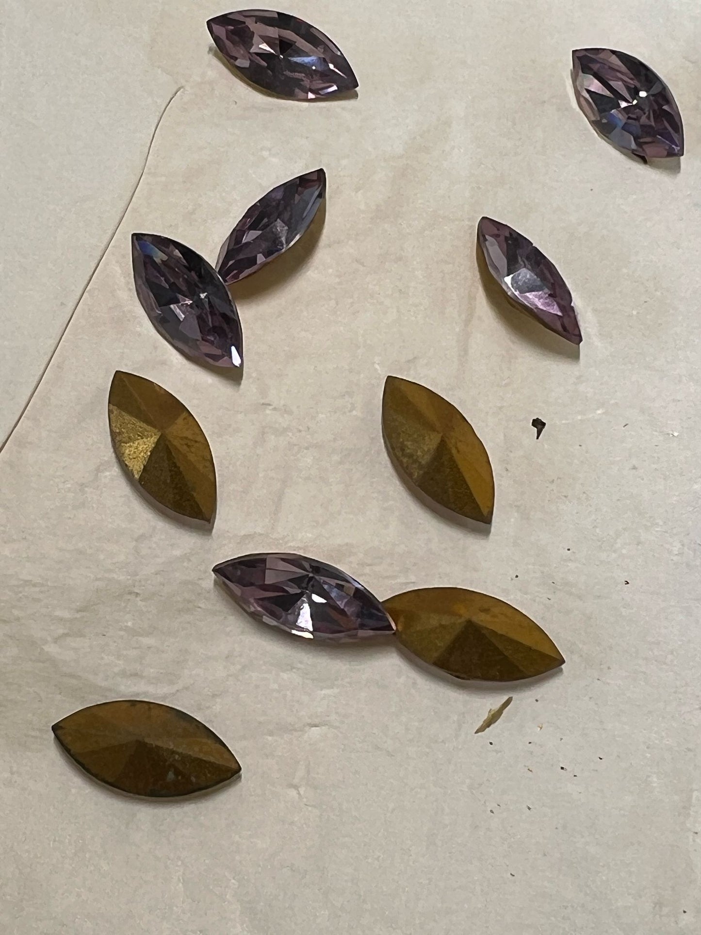 Swarovski® Fancy Navette Light Amethyst 15x7mm