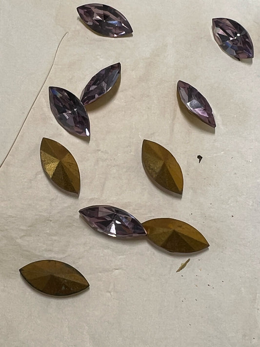 Swarovski® Fancy Navette Light Amethyst 15x7mm