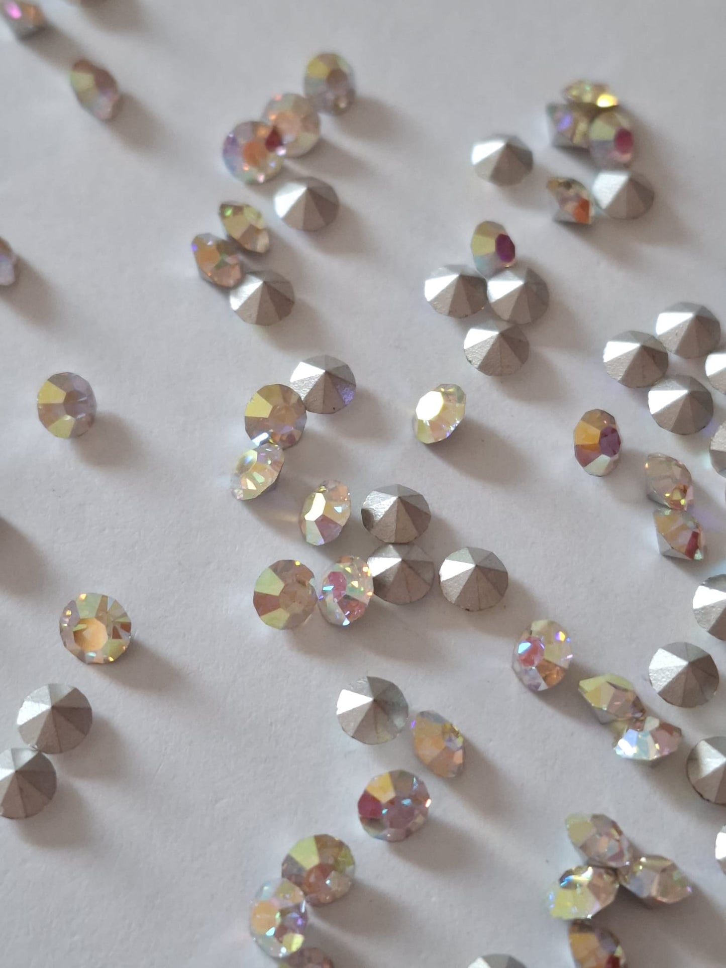 Swarovski® Chaton Aurore Boreale PP31