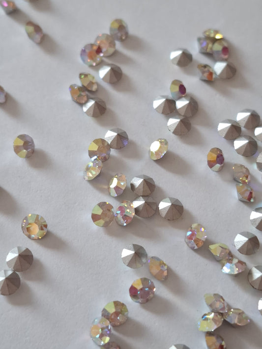 Swarovski® Chaton Aurore Boreale PP31